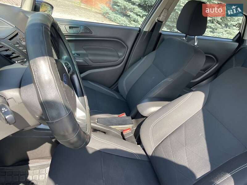 Седан Ford Fiesta 2018 в Каменском