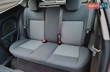 Хэтчбек Ford Fiesta 2010 в 