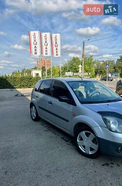 Хетчбек Ford Fiesta 2008 в 
