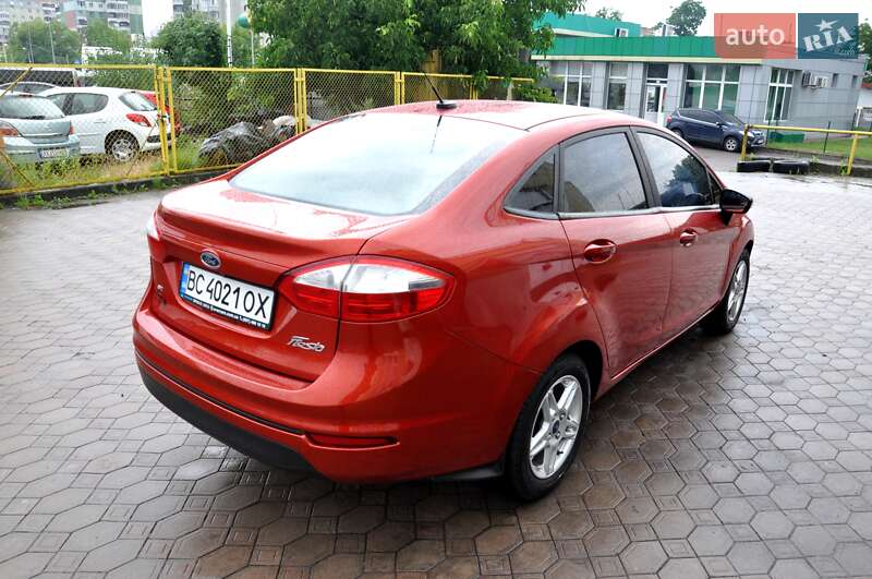 Седан Ford Fiesta 2018 в Львові