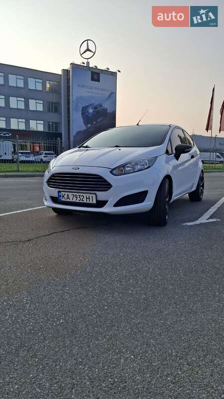 Хетчбек Ford Fiesta 2013 в Білогородці