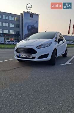 Хэтчбек Ford Fiesta 2013 в 