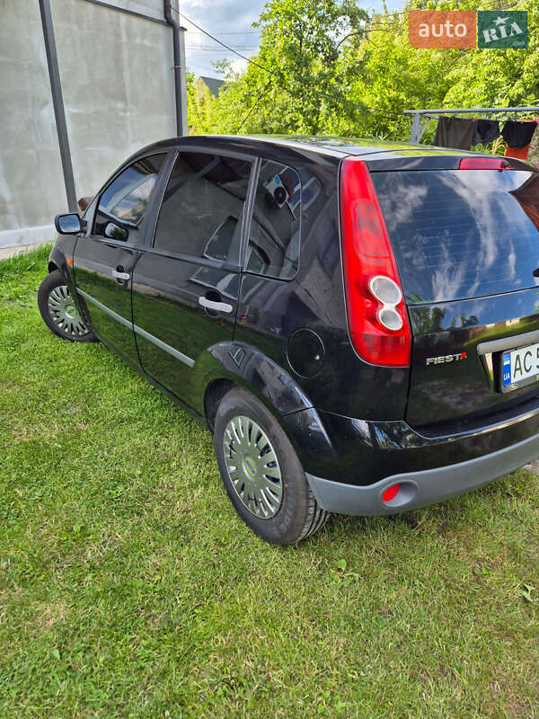 Хетчбек Ford Fiesta 2007 в Любомлі