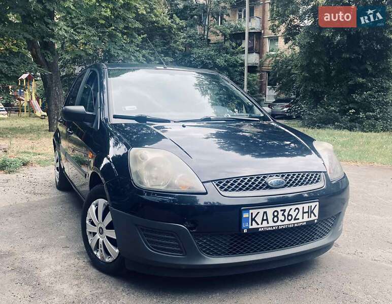Хетчбек Ford Fiesta 2006 в Києві