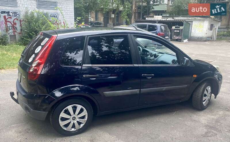 Хетчбек Ford Fiesta 2006 в Києві