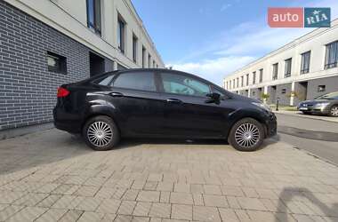 Седан Ford Fiesta 2013 в Києві