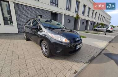 Седан Ford Fiesta 2013 в Киеве