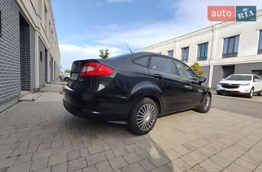 Седан Ford Fiesta 2013 в Киеве