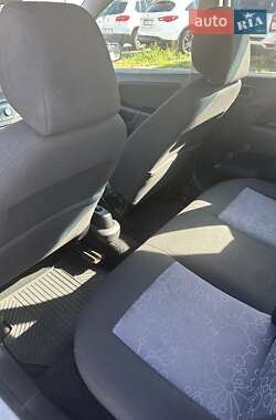 Хэтчбек Ford Fiesta 2007 в 