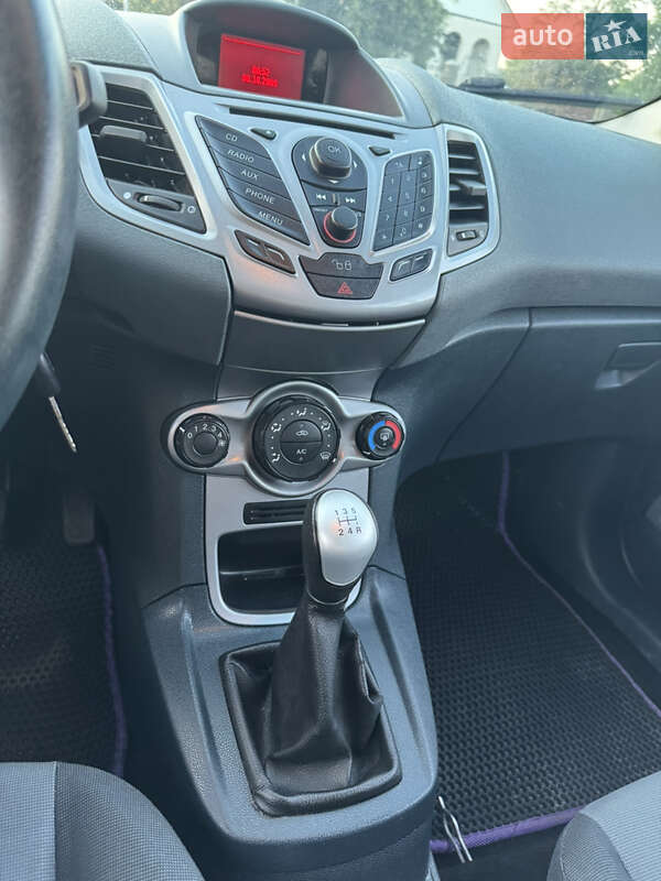 Хэтчбек Ford Fiesta 2009 в Новоселице фото 13 Хэтчбек Ford Fiesta 2009 в Новоселице
