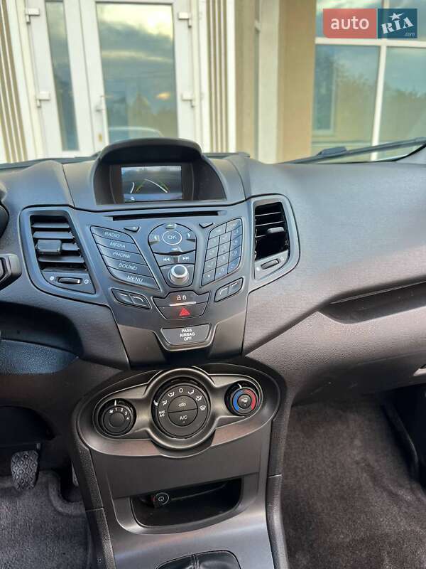 Седан Ford Fiesta 2019 в Ахтырке