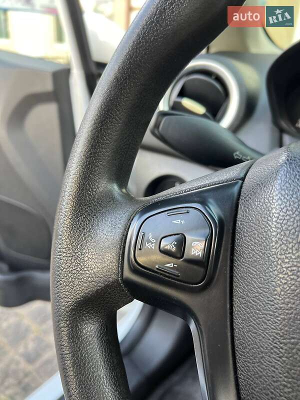 Седан Ford Fiesta 2019 в Ахтырке