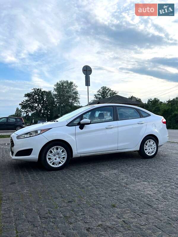 Седан Ford Fiesta 2019 в Ахтырке