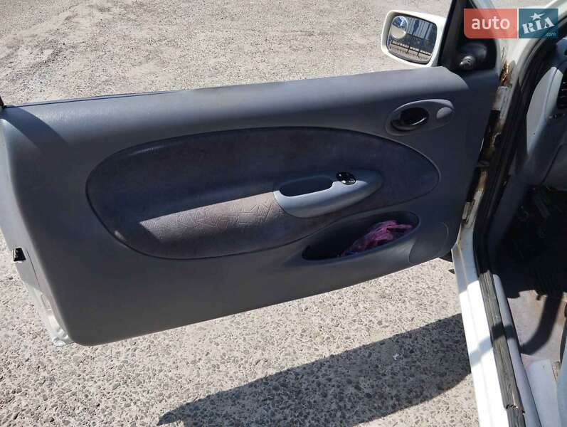 Хэтчбек Ford Fiesta 1996 в Львове фото 6 Хэтчбек Ford Fiesta 1996 в Львове
