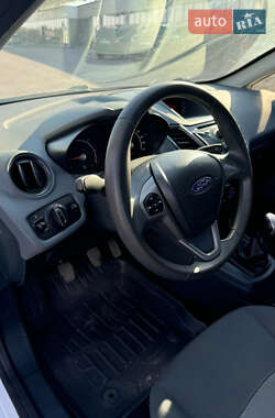Хэтчбек Ford Fiesta 2010 в 