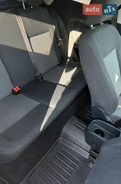 Хэтчбек Ford Fiesta 2010 в 