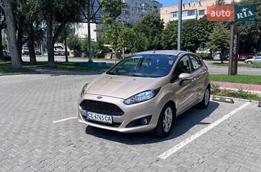 Хэтчбек Ford Fiesta 2016 в Черновцах