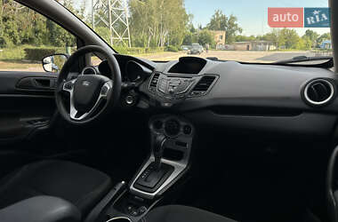 Хэтчбек Ford Fiesta 2017 в 