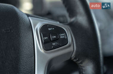 Седан Ford Fiesta 2014 в 