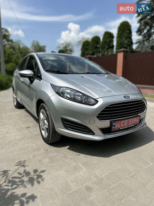 Седан Ford Fiesta 2019 в Львове