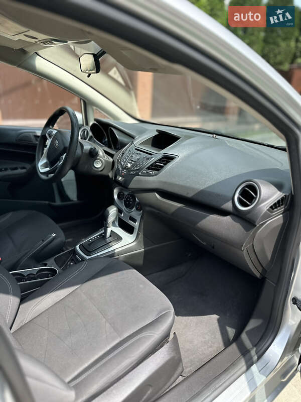 Седан Ford Fiesta 2019 в Львове
