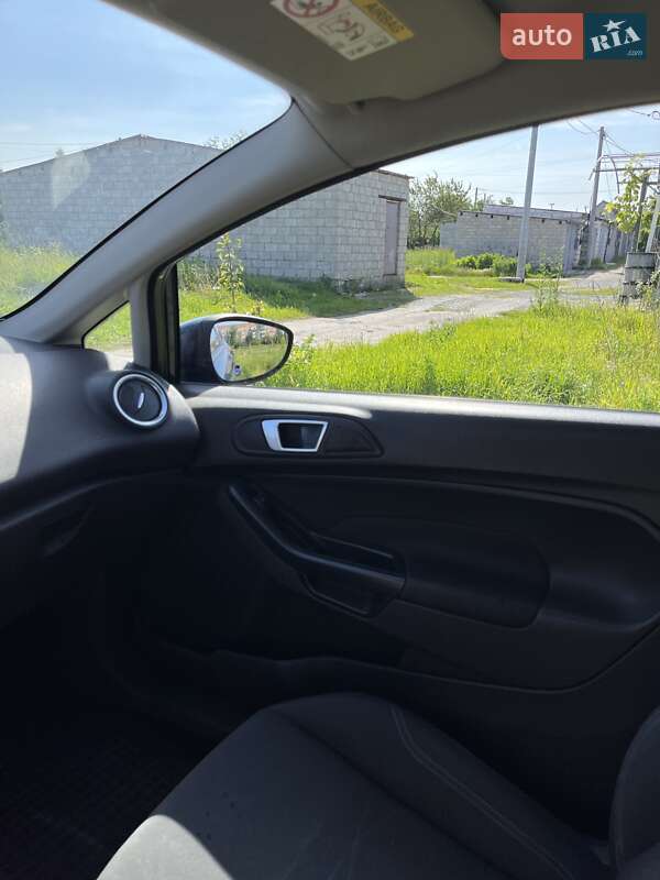 Хэтчбек Ford Fiesta 2014 в Бердичеве