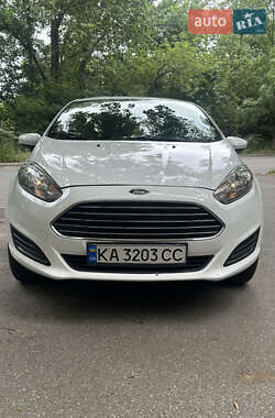 Седан Ford Fiesta 2018 в Киеве