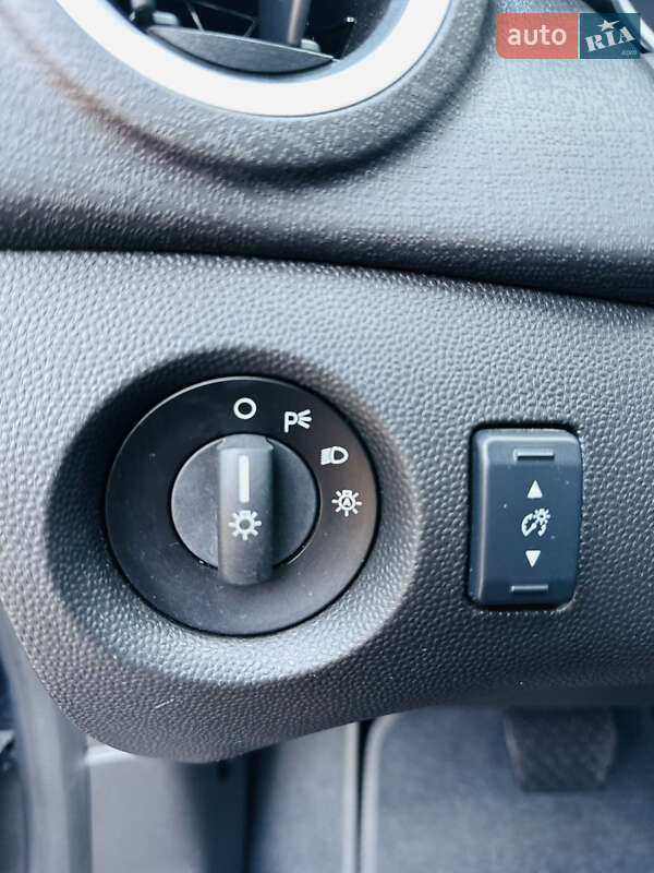 Седан Ford Fiesta 2018 в Одессе фото 23 Седан Ford Fiesta 2018 в Одессе