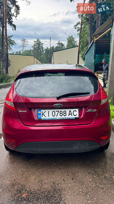 Хетчбек Ford Fiesta 2011 в Ірпені