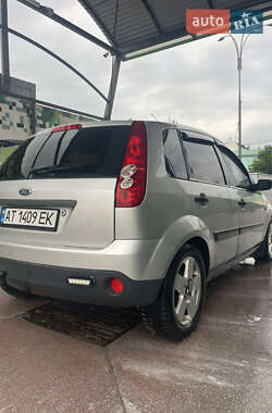 Хэтчбек Ford Fiesta 2008 в 