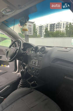 Хэтчбек Ford Fiesta 2008 в 