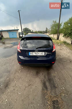 Хэтчбек Ford Fiesta 2015 в Павлограде