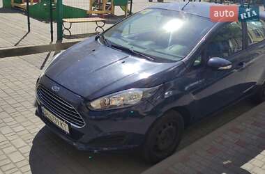 Хэтчбек Ford Fiesta 2013 в 