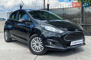 Хэтчбек Ford Fiesta 2014 в Киеве