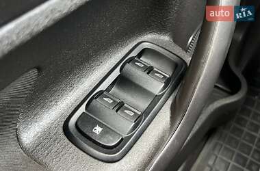 Хэтчбек Ford Fiesta 2014 в 