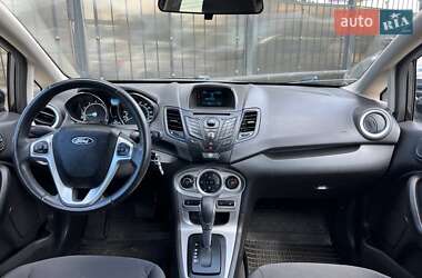 Хэтчбек Ford Fiesta 2014 в 