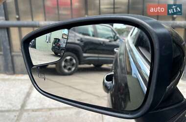Хэтчбек Ford Fiesta 2014 в 