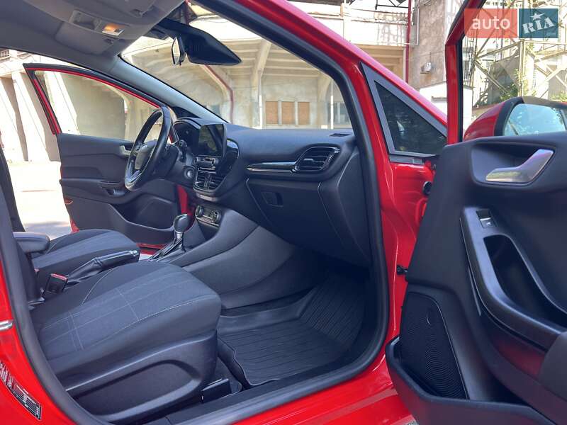 Хэтчбек Ford Fiesta 2017 в Тернополе фото 55 Хэтчбек Ford Fiesta 2017 в Тернополе