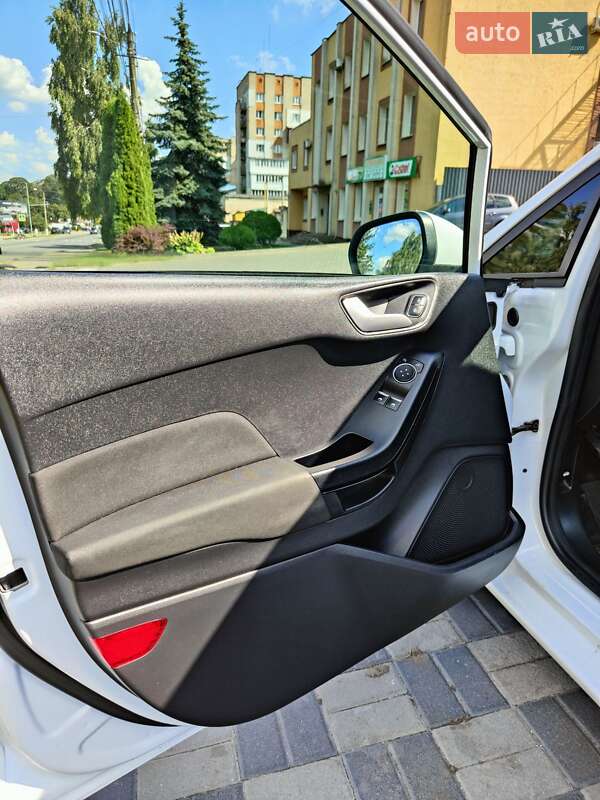 Хэтчбек Ford Fiesta 2018 в Хмельницком