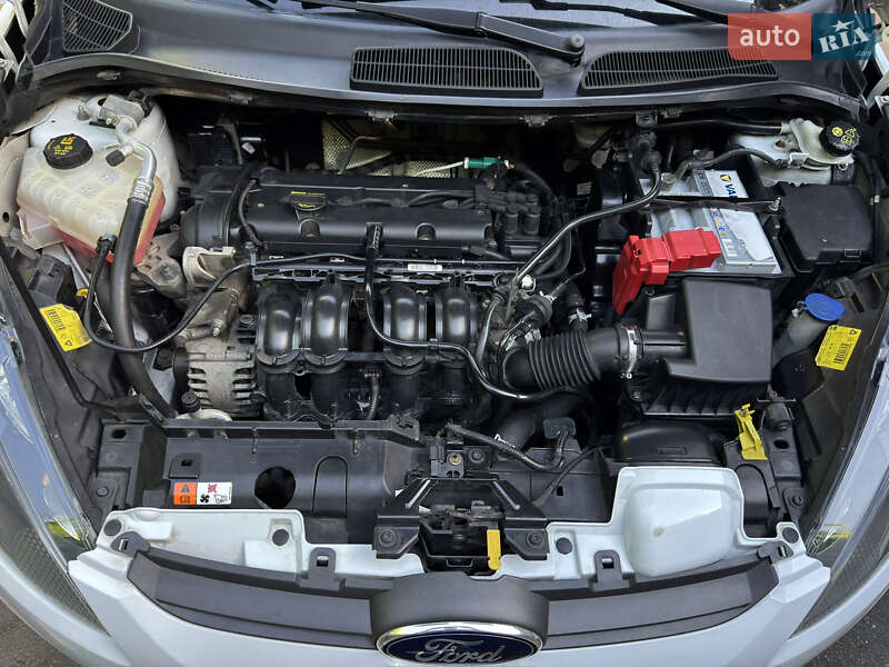Хэтчбек Ford Fiesta 2012 в Киеве