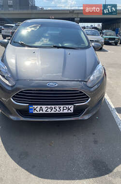 Хэтчбек Ford Fiesta 2018 в 