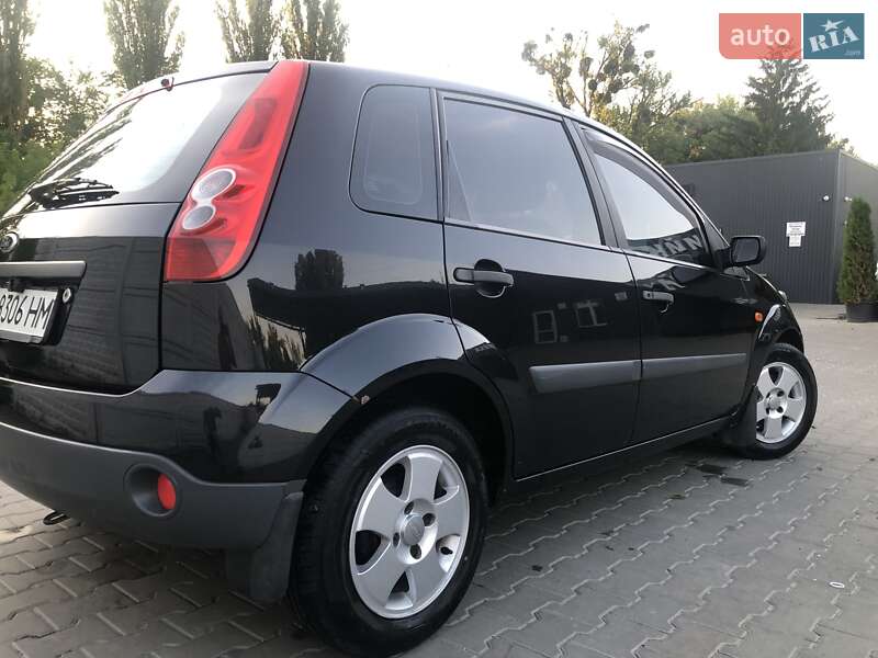Хэтчбек Ford Fiesta 2007 в Хмельнике