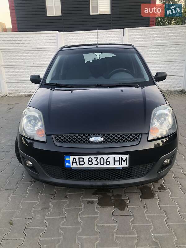 Хэтчбек Ford Fiesta 2007 в Хмельнике