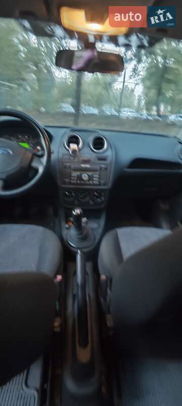 Хетчбек Ford Fiesta 2008 в Дніпрі фото 5 Хетчбек Ford Fiesta 2008 в Дніпрі
