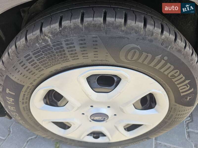 Хэтчбек Ford Fiesta 2008 в Виннице