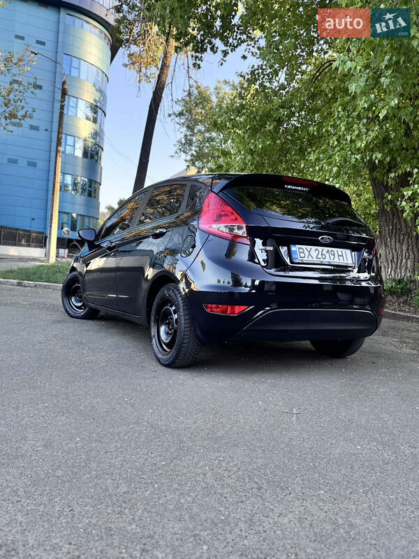 Хэтчбек Ford Fiesta 2012 в Киеве