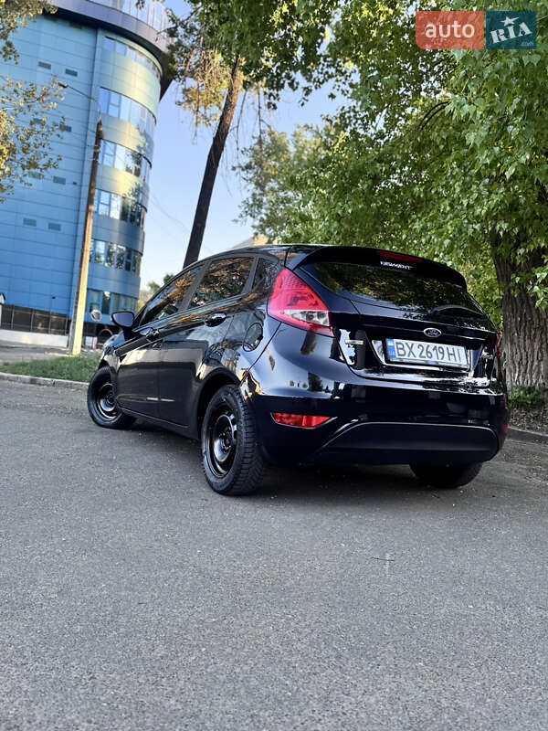 Хэтчбек Ford Fiesta 2012 в Киеве