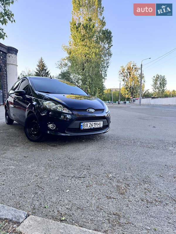 Хэтчбек Ford Fiesta 2012 в Киеве