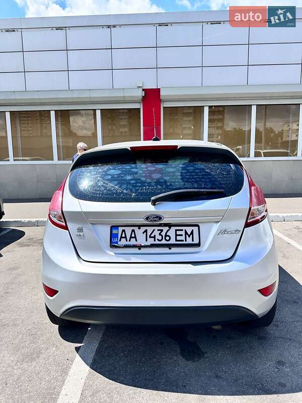 Хэтчбек Ford Fiesta 2018 в Киеве фото 5 Хэтчбек Ford Fiesta 2018 в Киеве
