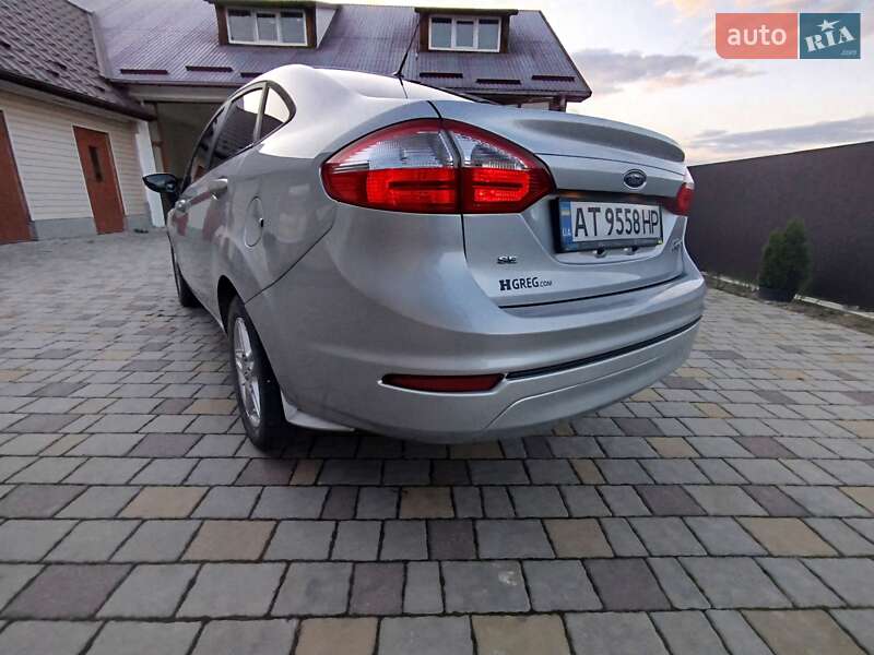 Седан Ford Fiesta 2017 в Ивано-Франковске